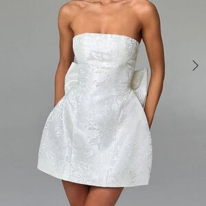 Baby Boo ELENORA MINI DRESS - IVORY LARGE worn once